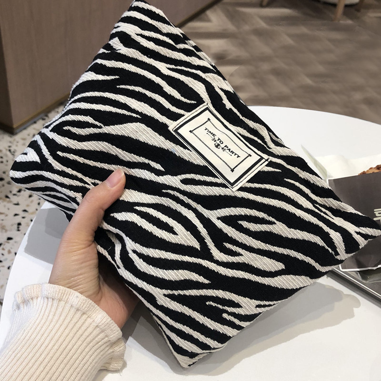 597 Stylish Pattern Makeup Storage Pouch Wear-resistant Canvas Toiletries Women Teen Girls Cosmetic Organizer Travel Bag 597 Stylish Pattern Makeup Storage Pouch Wear-resistant Canvas Toiletries Women Teen Girls Cosmetic Organizer Travel Bag